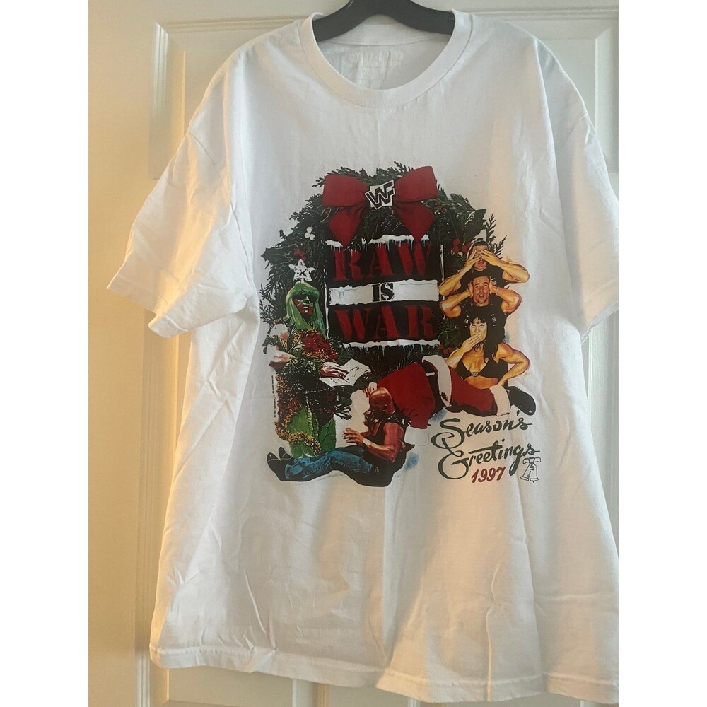 WWF 1997 Raw is War Seasons Greetings Christmas XL